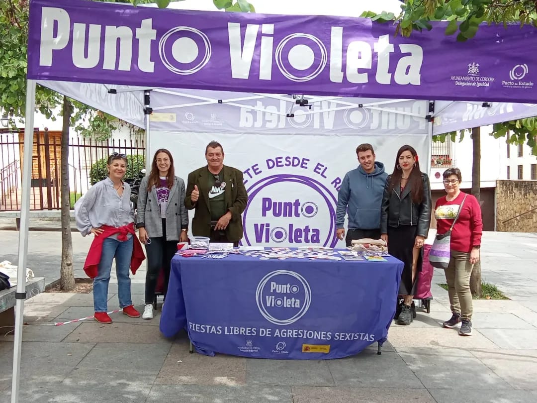 Puntos violeta 